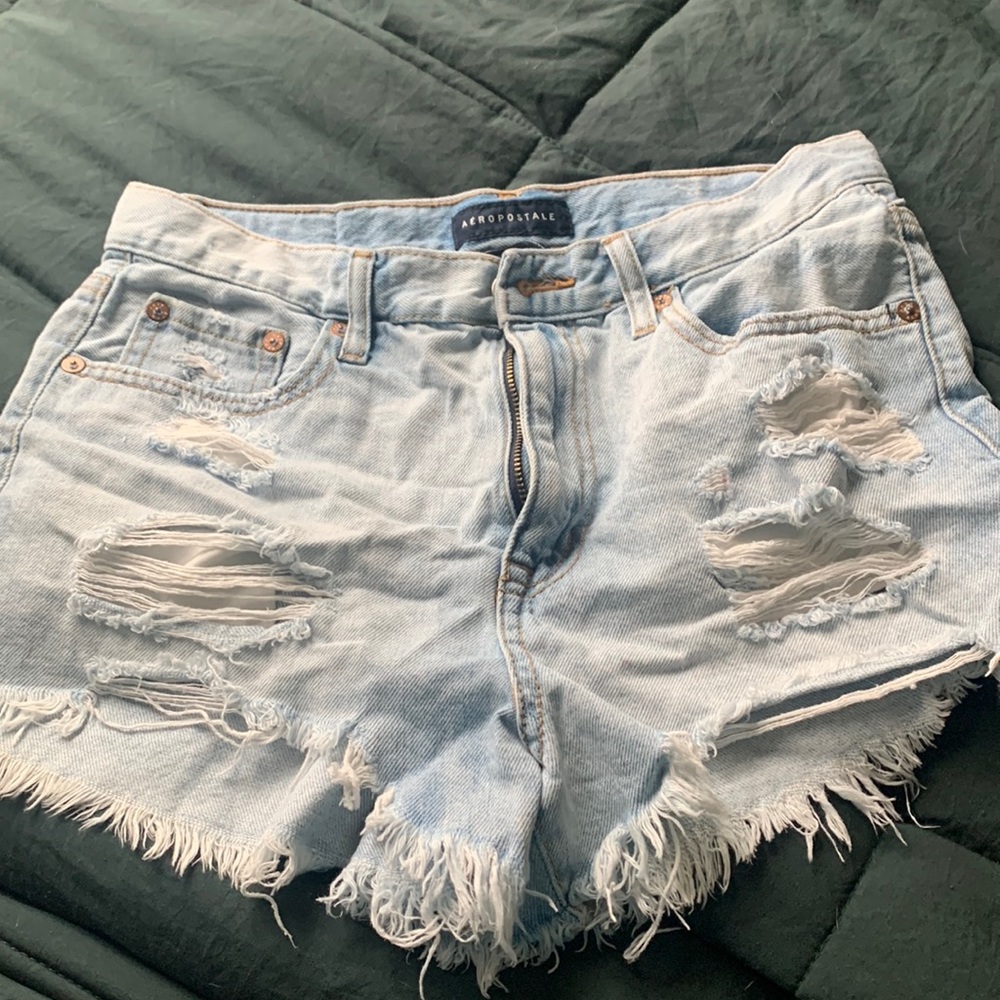 never worn white washed jean shorts